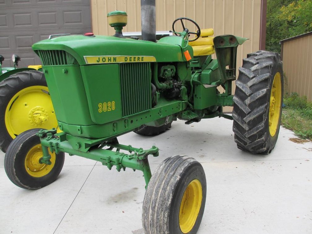 John Deere 3020 Gas Engine