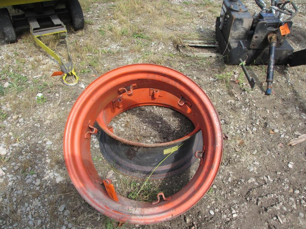 (2) Rims Kubota FWA Tractor