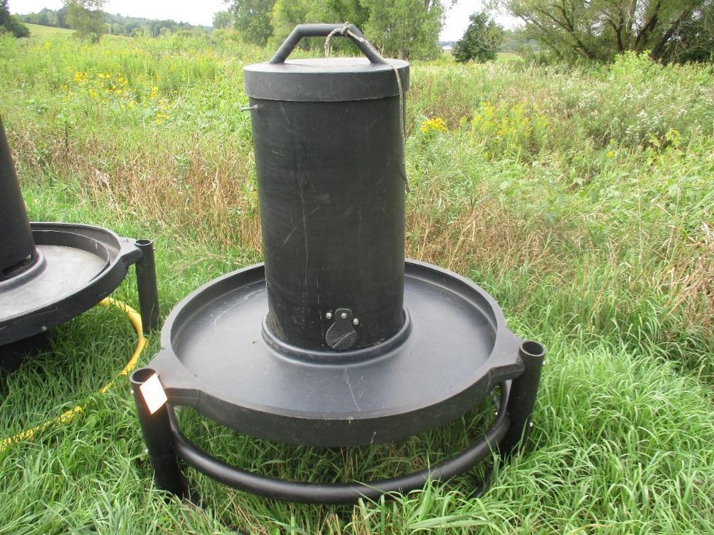 Century Cattle Mineral Feeder