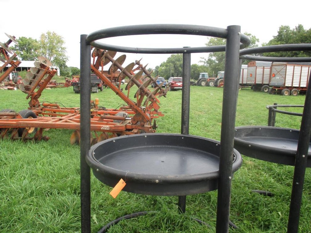 Century Poly Horse Feeder