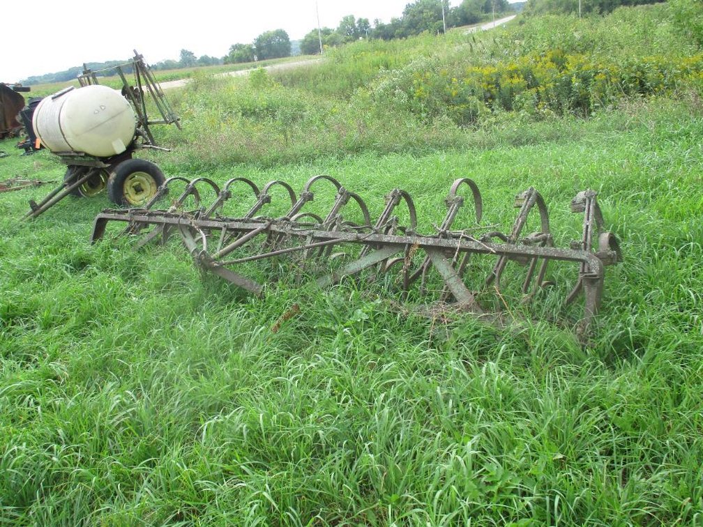 John Deere Model-7 Digger