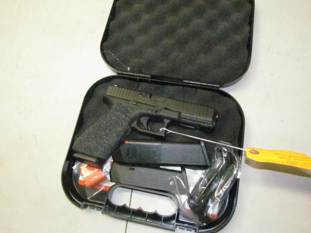 Glock  17 Gen 5, Performance Center Trigger 9mm Luger Semi-Auto Pistol, SN: AGAM449