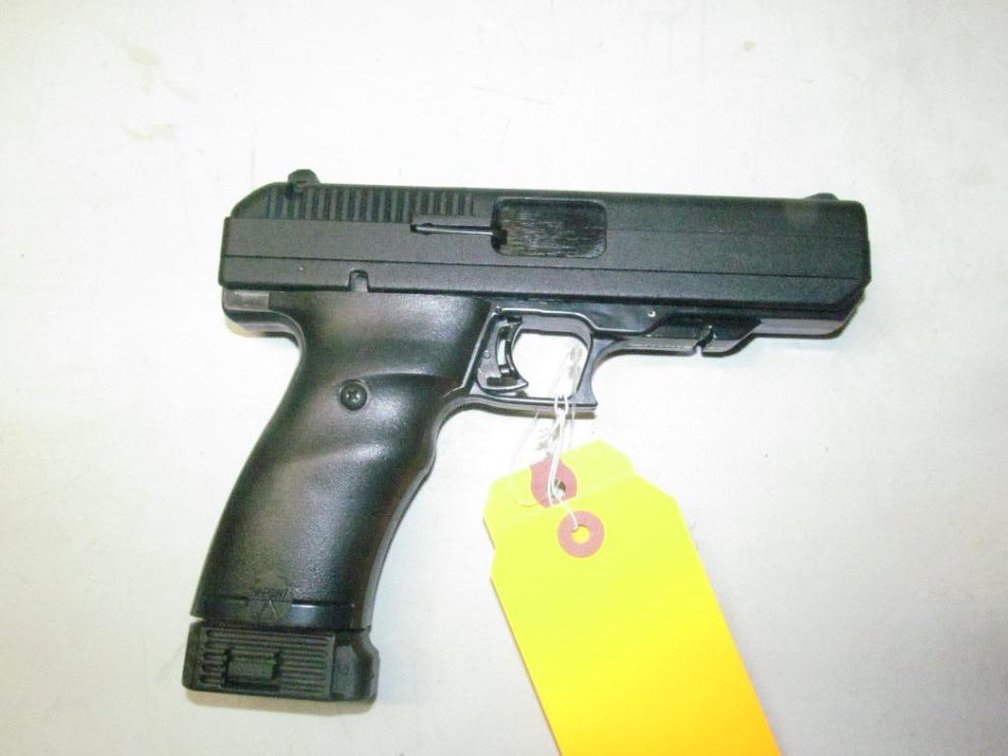 High Point , 40 Cal. Semi-Auto Pistol, SN: X7126684