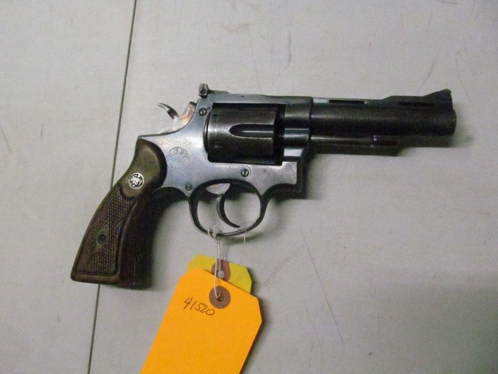 Ruby  Llama Extra, 38 SPL  Revolver, SN: 701666