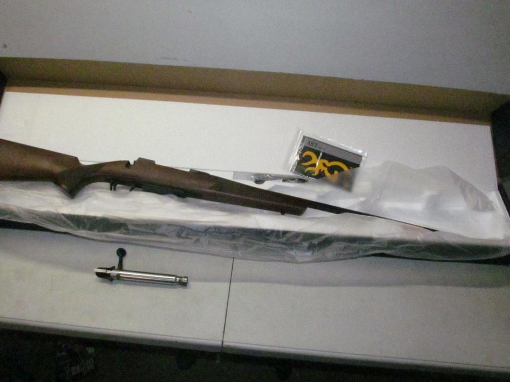 Browning A-Bolt, 7mm Rem Mag Bolt Action Rifle, SN: JP16800YY358