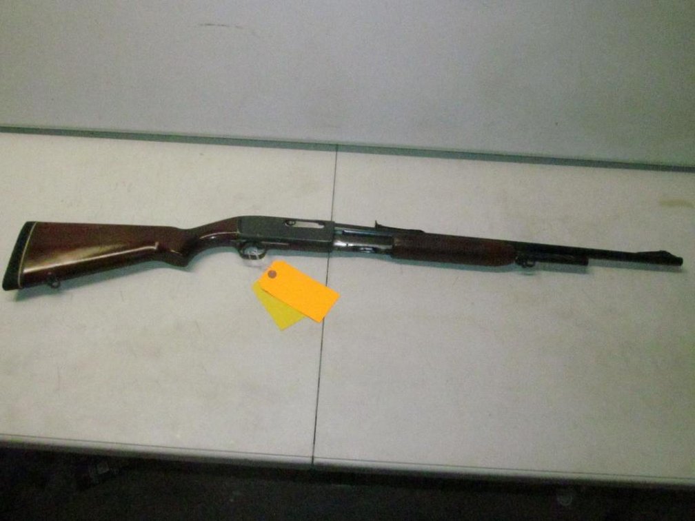 Remington Model 141, 35 REM Pump Action Rifle, SN: 60712
