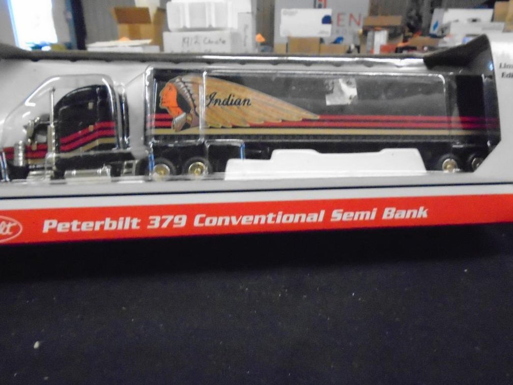 Peterbilt 379 Conventional Semi Bank