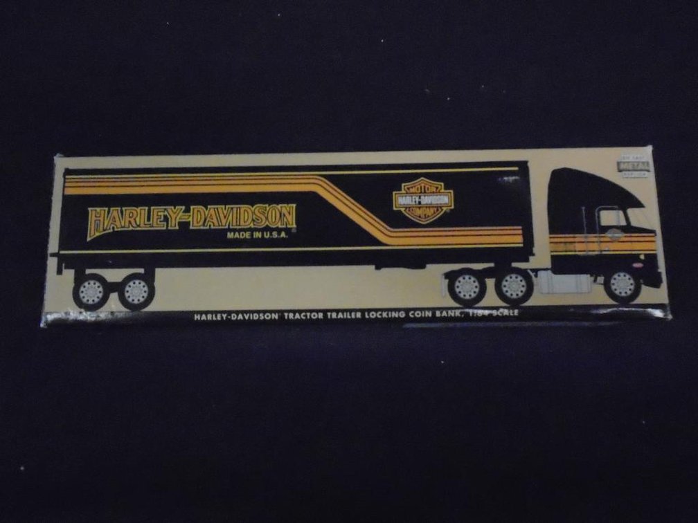 Harley Davidson Tractor Trailer Locking Bank
