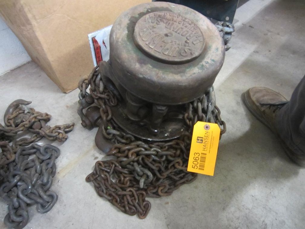 D.Round and Son Superior 1-Ton Chain Hoist