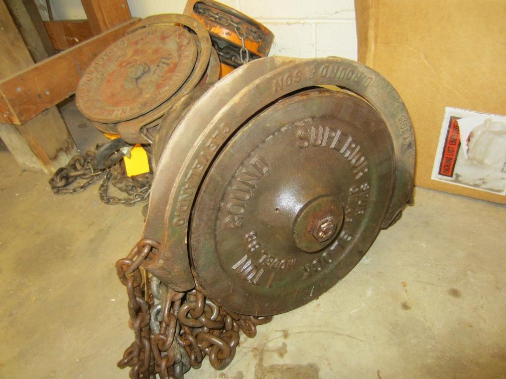 Chain Hoist and Chain