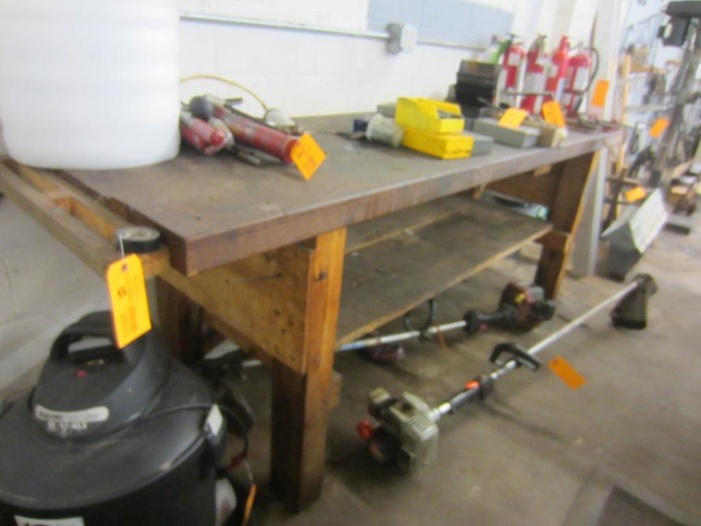 Wooden Shop Work Bench