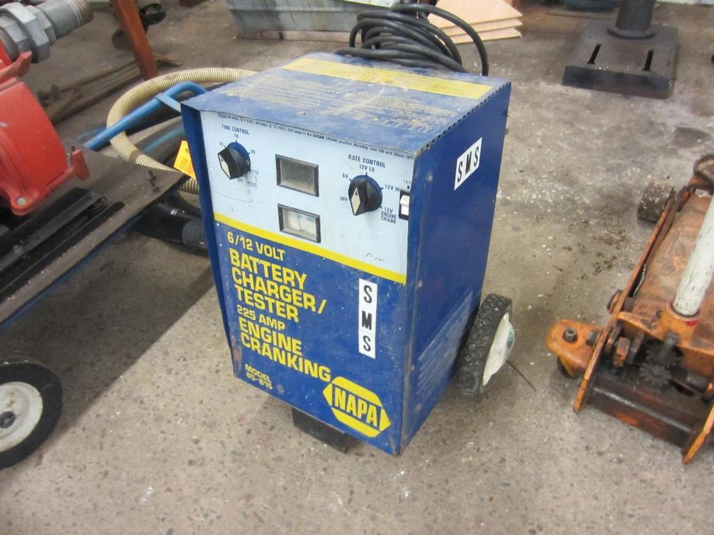 Napa 6/12v Battery Charger