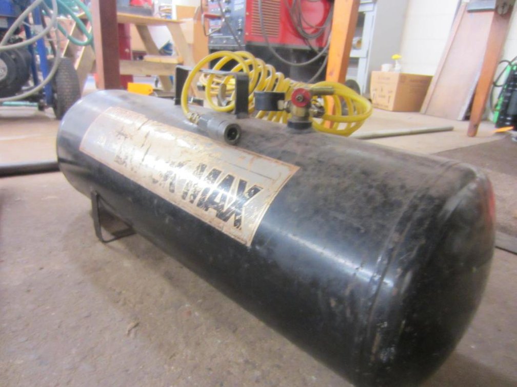 BlackMax Air Tank