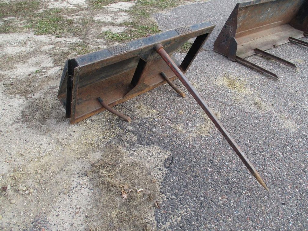 Bale Spear
