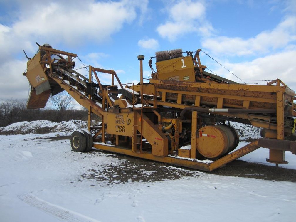 Soil & Sand Screener with Hammermill