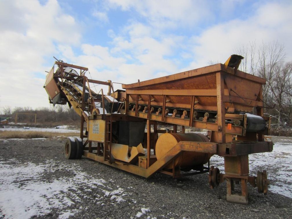 Soil & Sand Screener with Hammermill