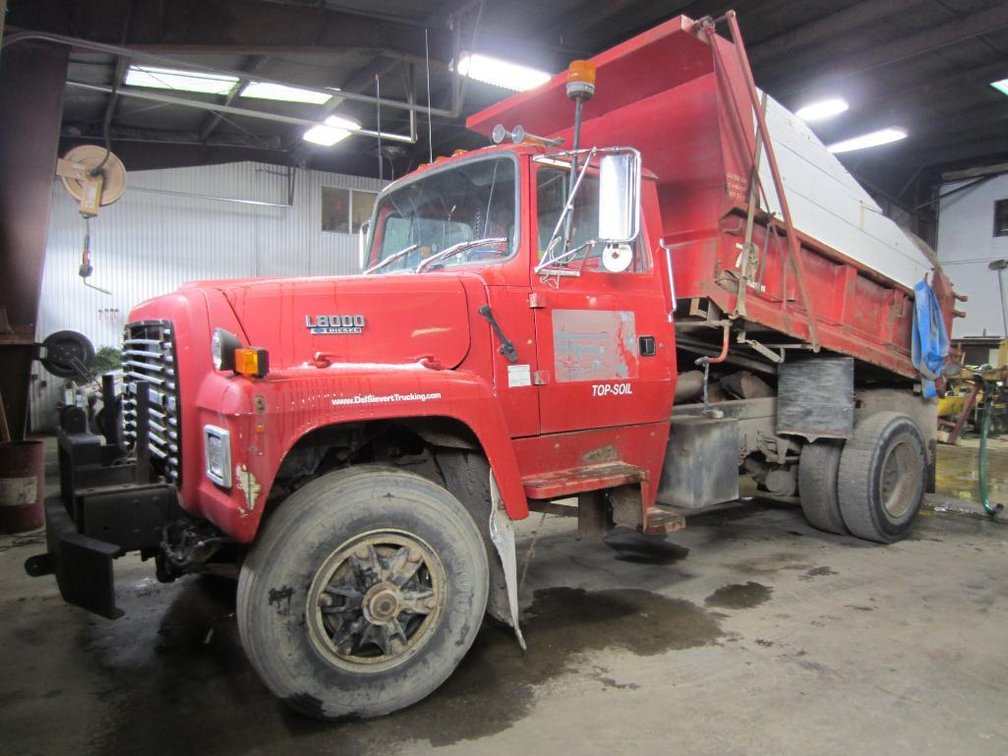 1991 Ford L8000 Dump Box Truck with Swing Tail Gate (HAS WI TITLE)