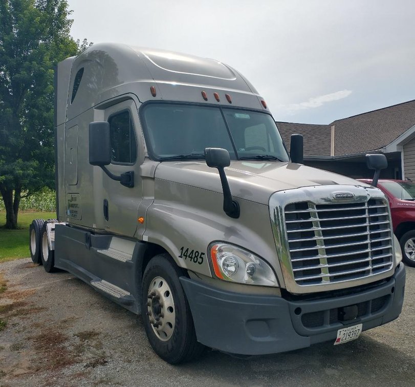 2015 Freightliner Cascadia (Has WI Title) (DePere, WI)