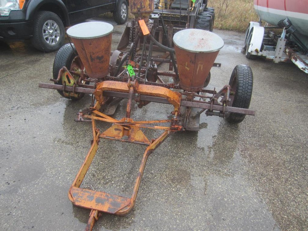 Minneapolis Moline Variable Drop Planter (OF)