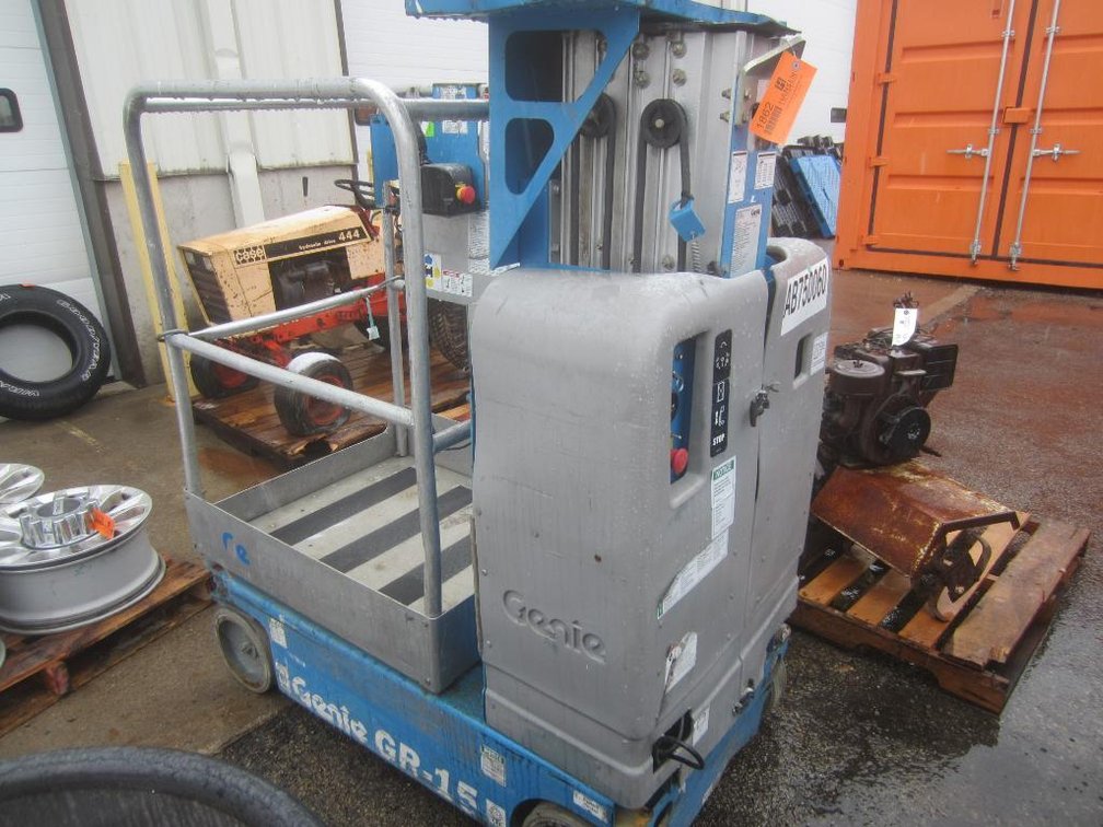 Genie GR15 man Lift (O4)