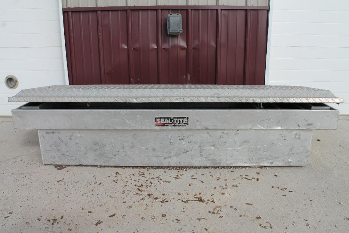 Seal Tite Truck Bed Tool Box (Iron Ridge, WI)