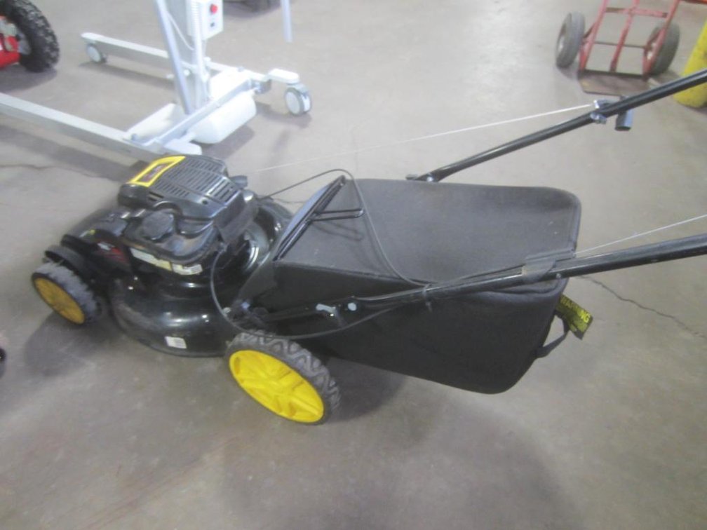 High Wheel Bagger Lawn Mower (CA)