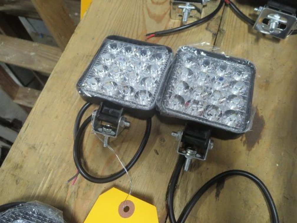 (2) New 3.25" Square LED Lights (CW)