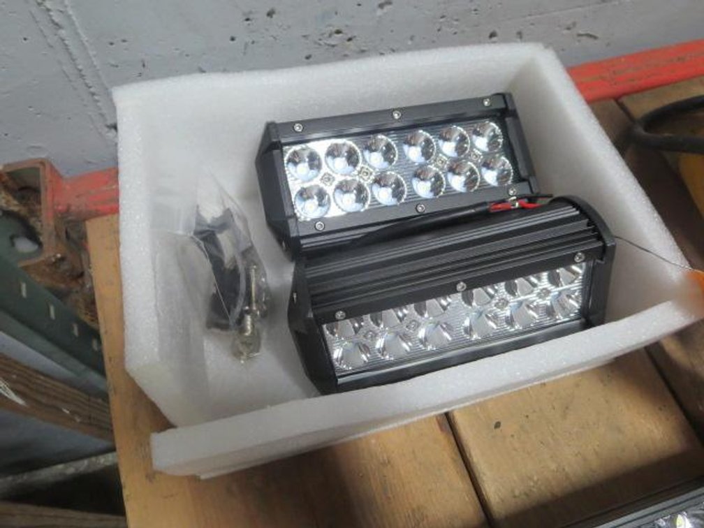 (2) New 7" LED Light Bars (CW)