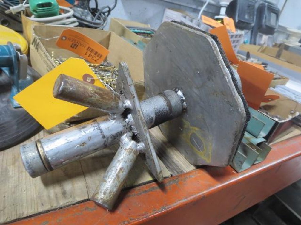 Tire Changer Swivel Head (CW)