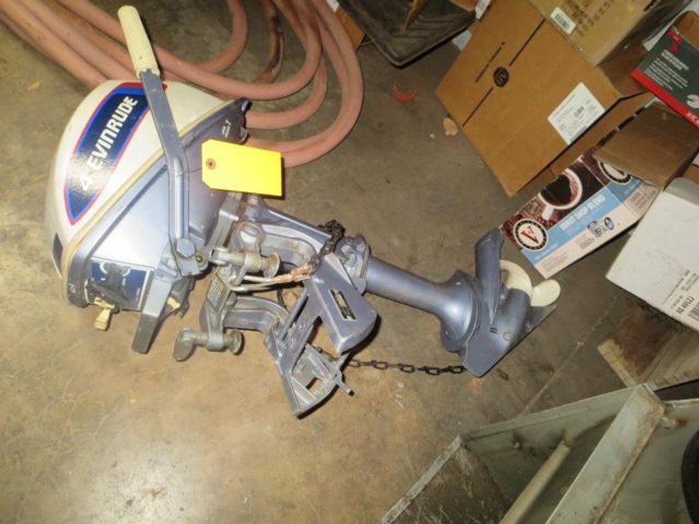 Evinrude 4-HP Outboard Boat Motor (CW)