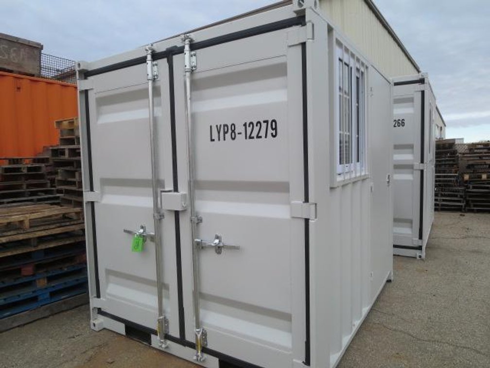 8' Container with Barred Window (O2)