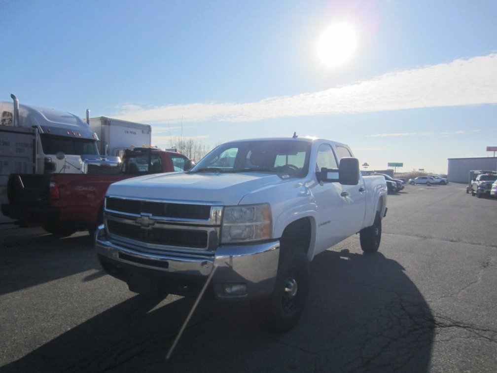 2008 Chevrolet Silverado 2500 HD 4 x 4 (HAS WI TITLE) (OF)