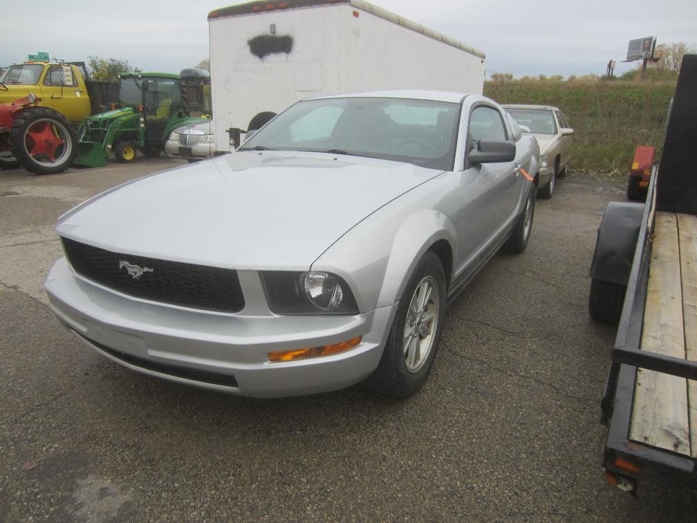 2005 Ford Mustang (HAS WI TITLE) (OF)
