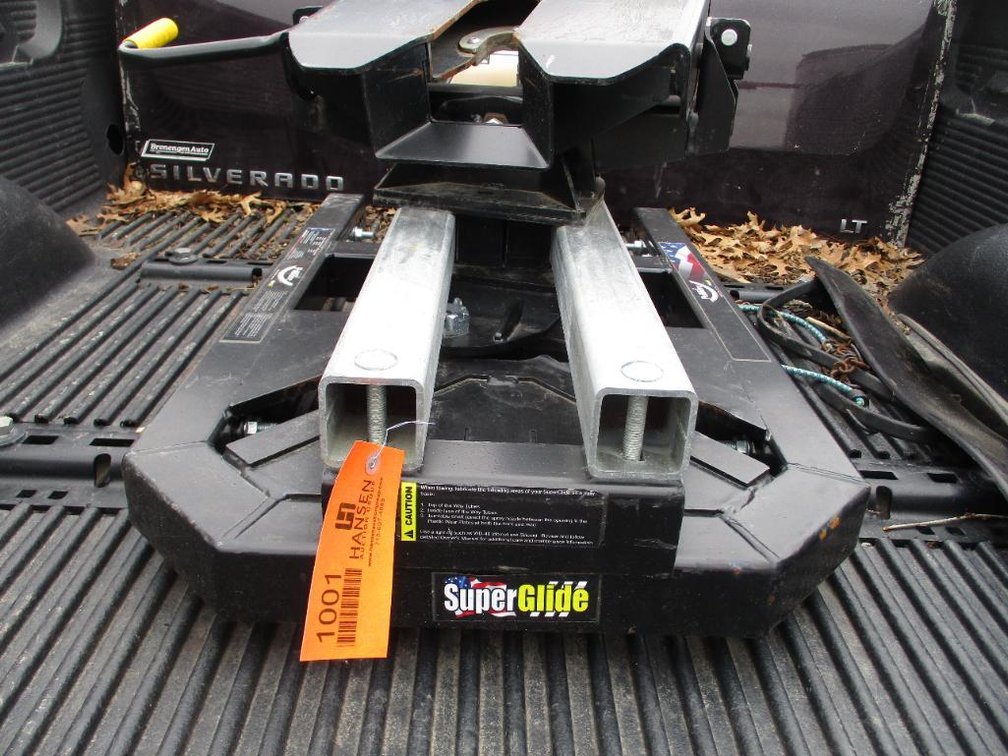 PullRite Super Glide 5th Wheel Hitch with Install Hardware