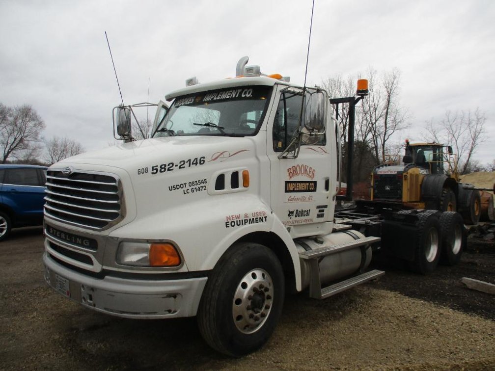2006 Sterling Semi Truck (Has WI Title)