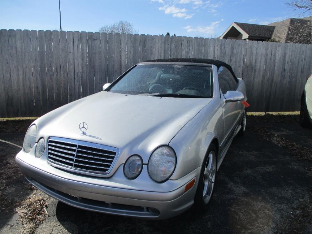2003 Mercedes Benz CLK430 (Has Title)