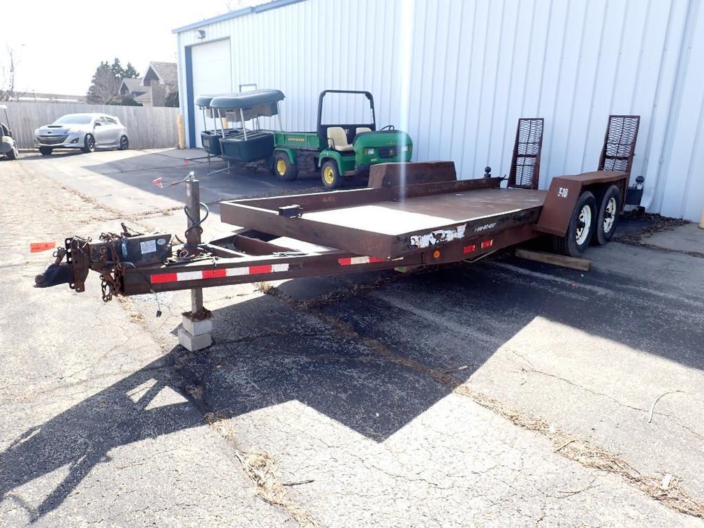 2000 Towmaster 18' Tandem Axle Trailer