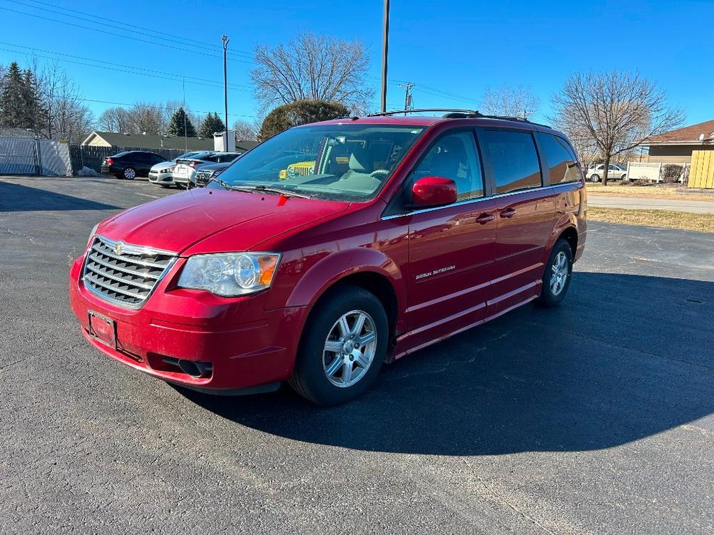 2008 Chrysler Town and Country Wheel Chair Accessible Van (Has Title)