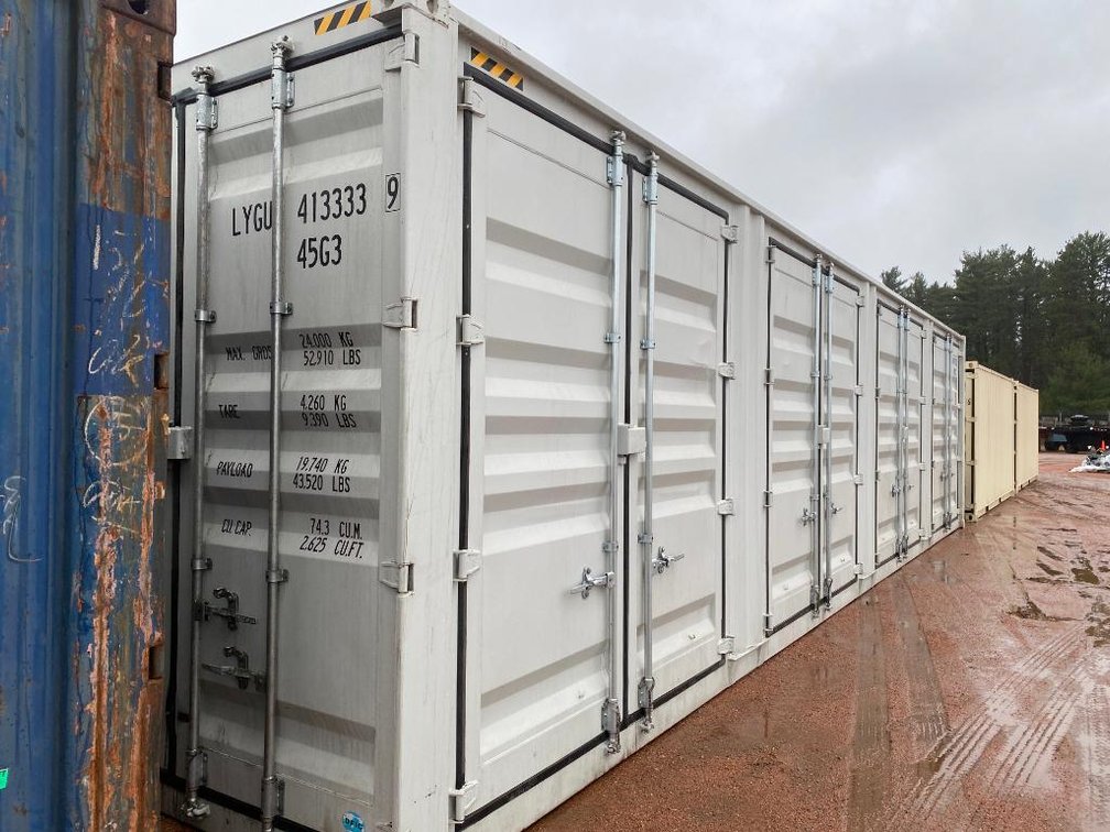 40' Hi-Cube Shipping Container