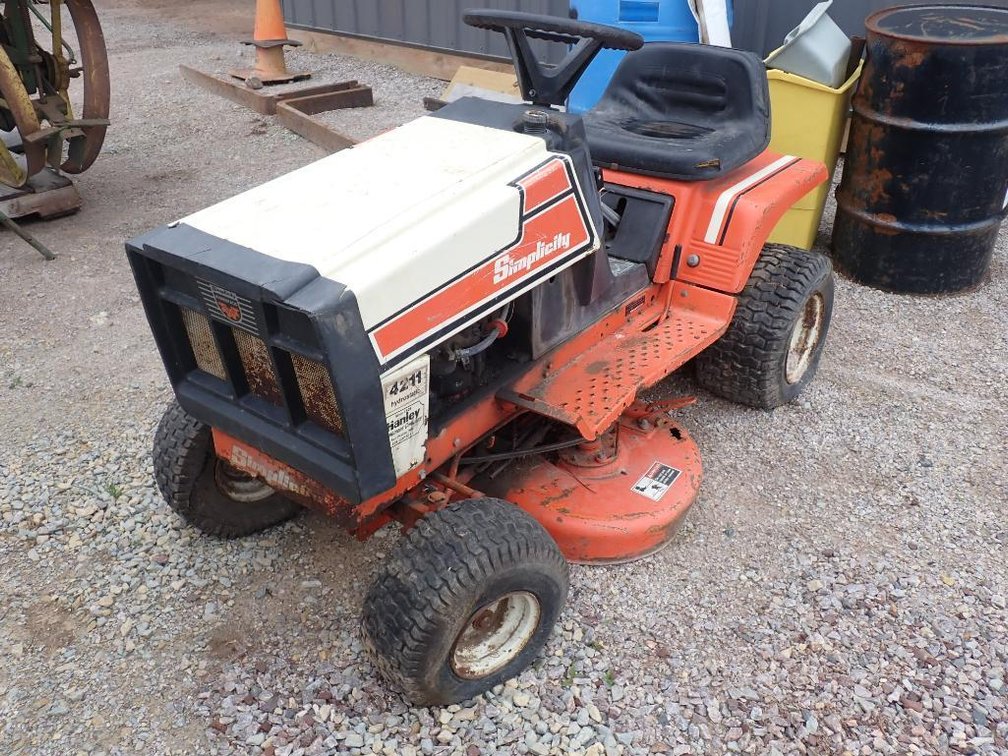 Simplicity Hydrostatic 4211 Lawnmower