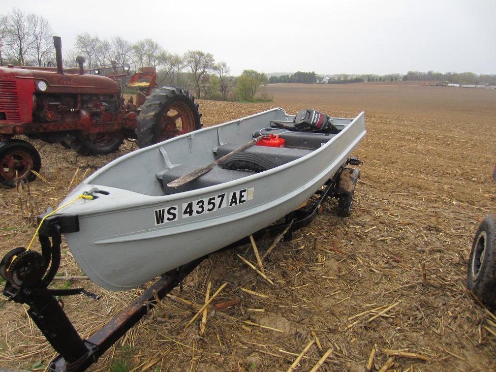 13' Aluminum Boat with Trailer