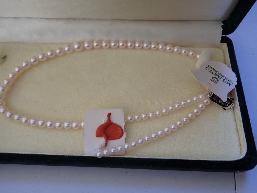 Mikimoto Cultured Pearl Case with Necklace
