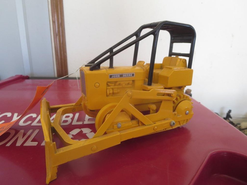 John Deere 850J Crawler Toy Tractor