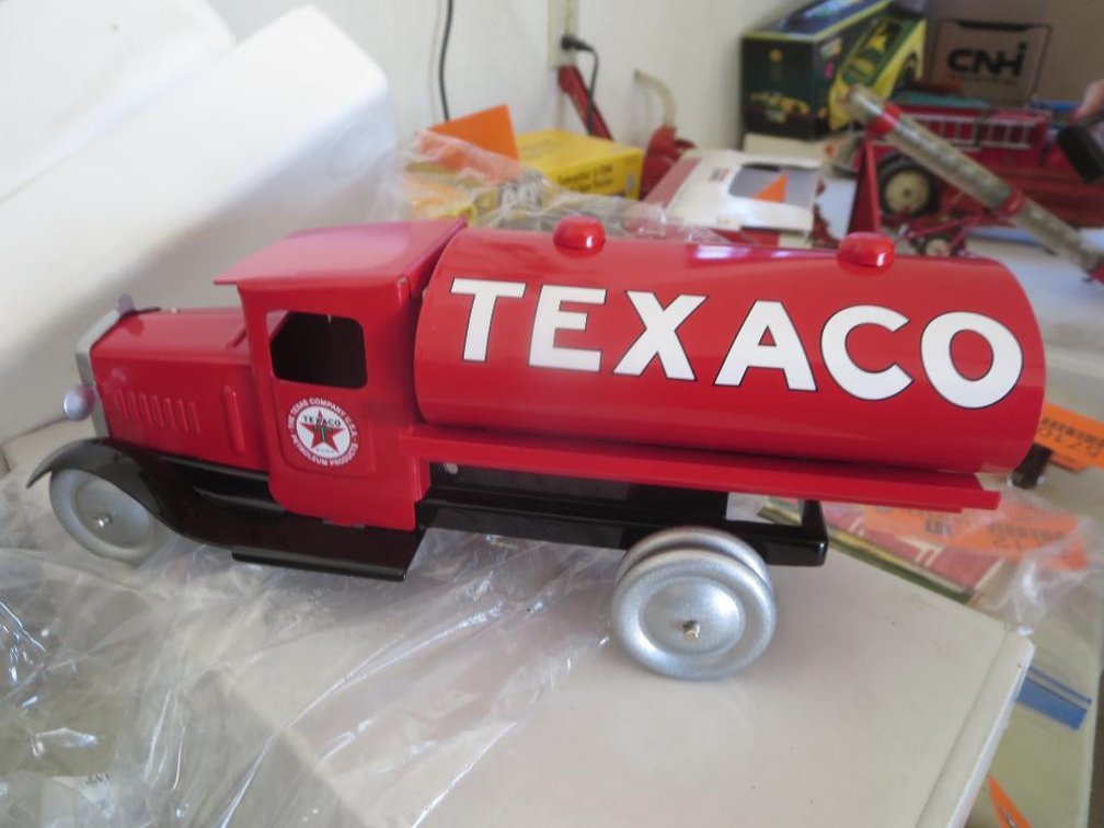 Texaco Fuel Truck