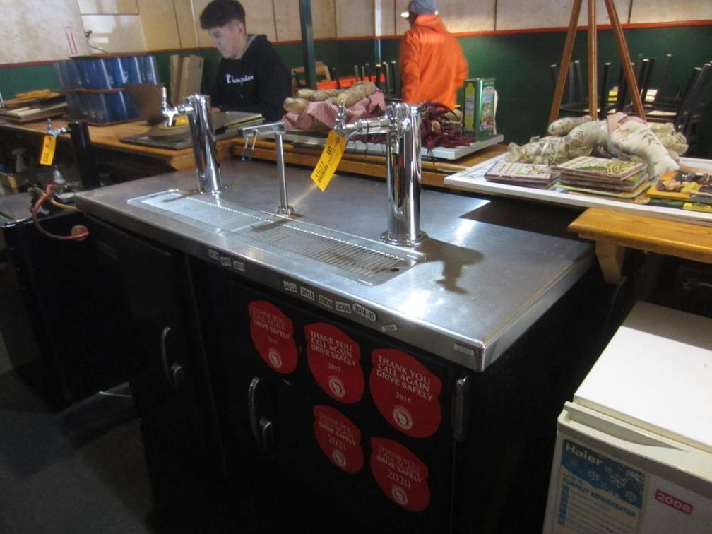 Perlick 3 Tap Counter