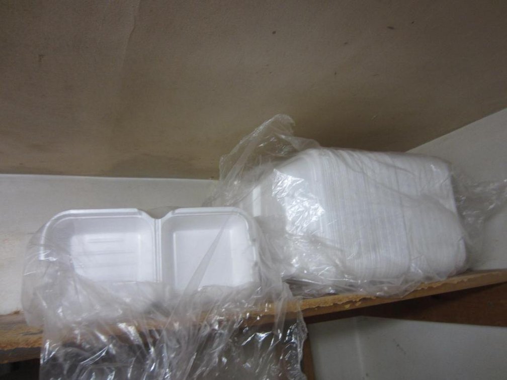 Styrofoam Serving Plates