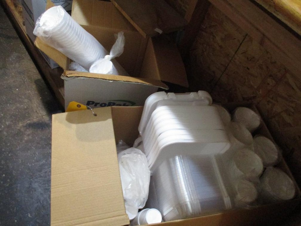 Styrofoam Serving and Plastic Serving