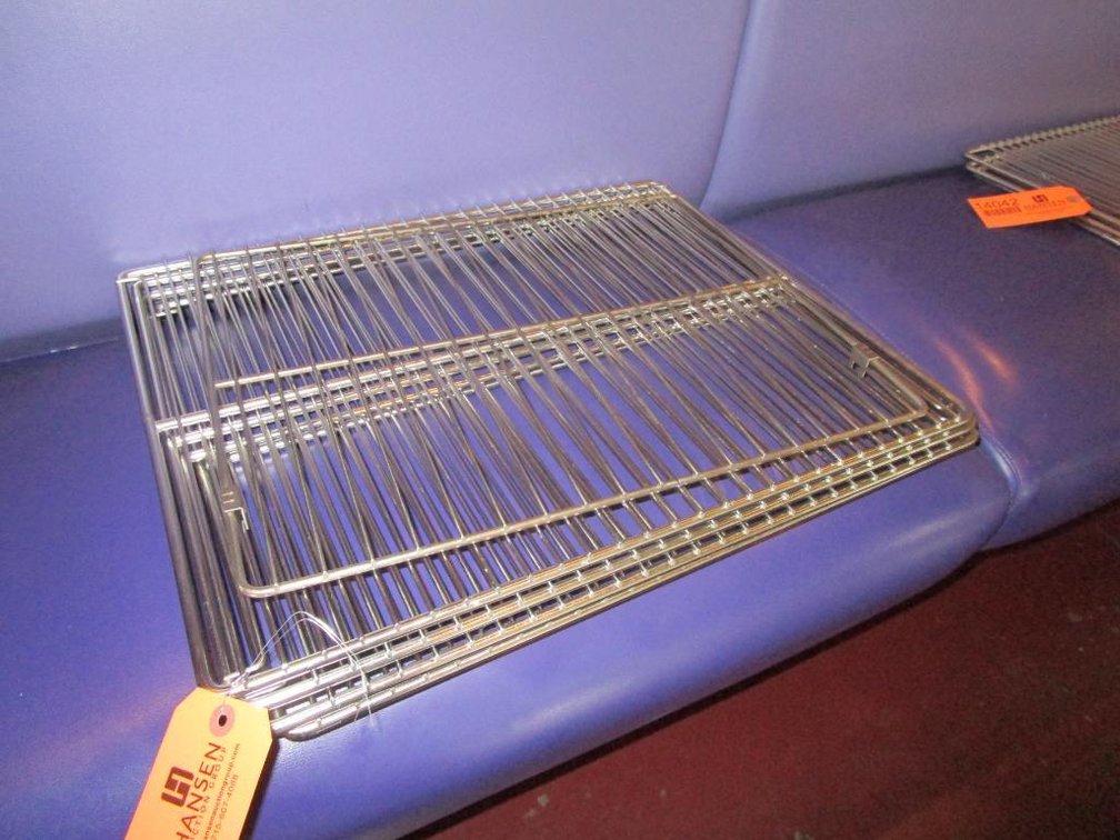 (5) Wire Cook Racks