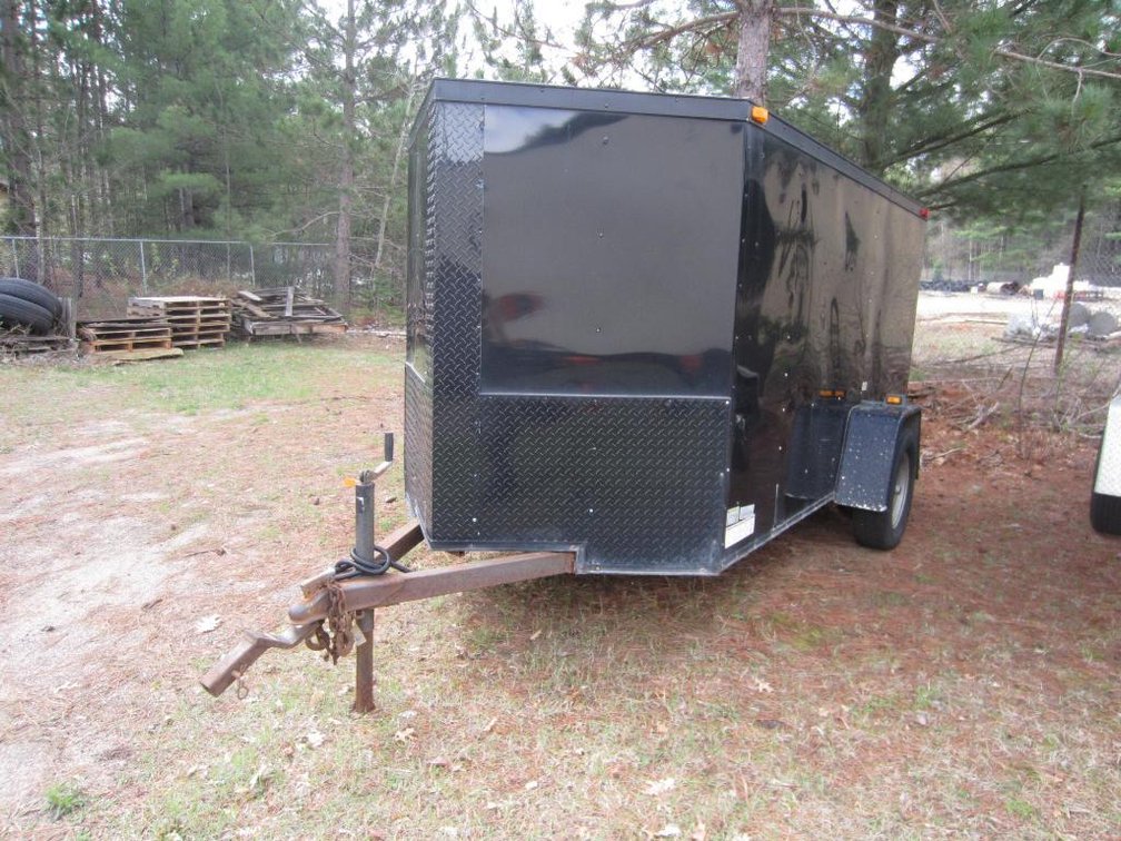 2020 Deep South 12' Single Axle V-Nose Steel Frame Enclosed Trailer (Has Origin Card)