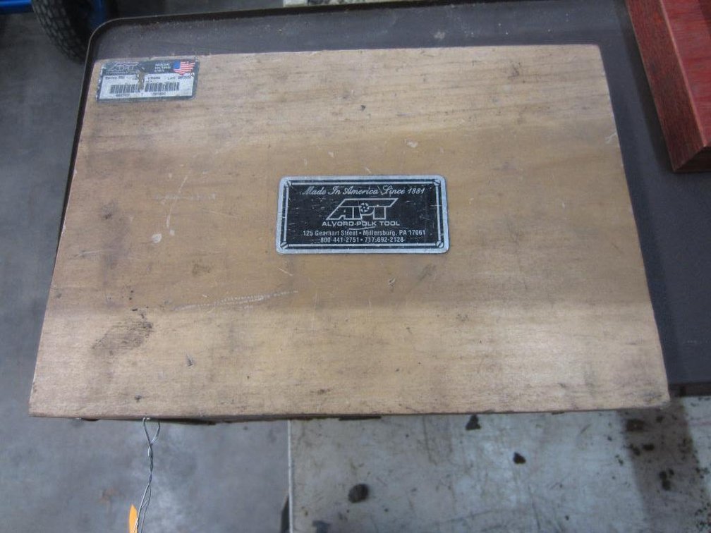 Alvord-Polk Tool Series 300 Center Bore Set